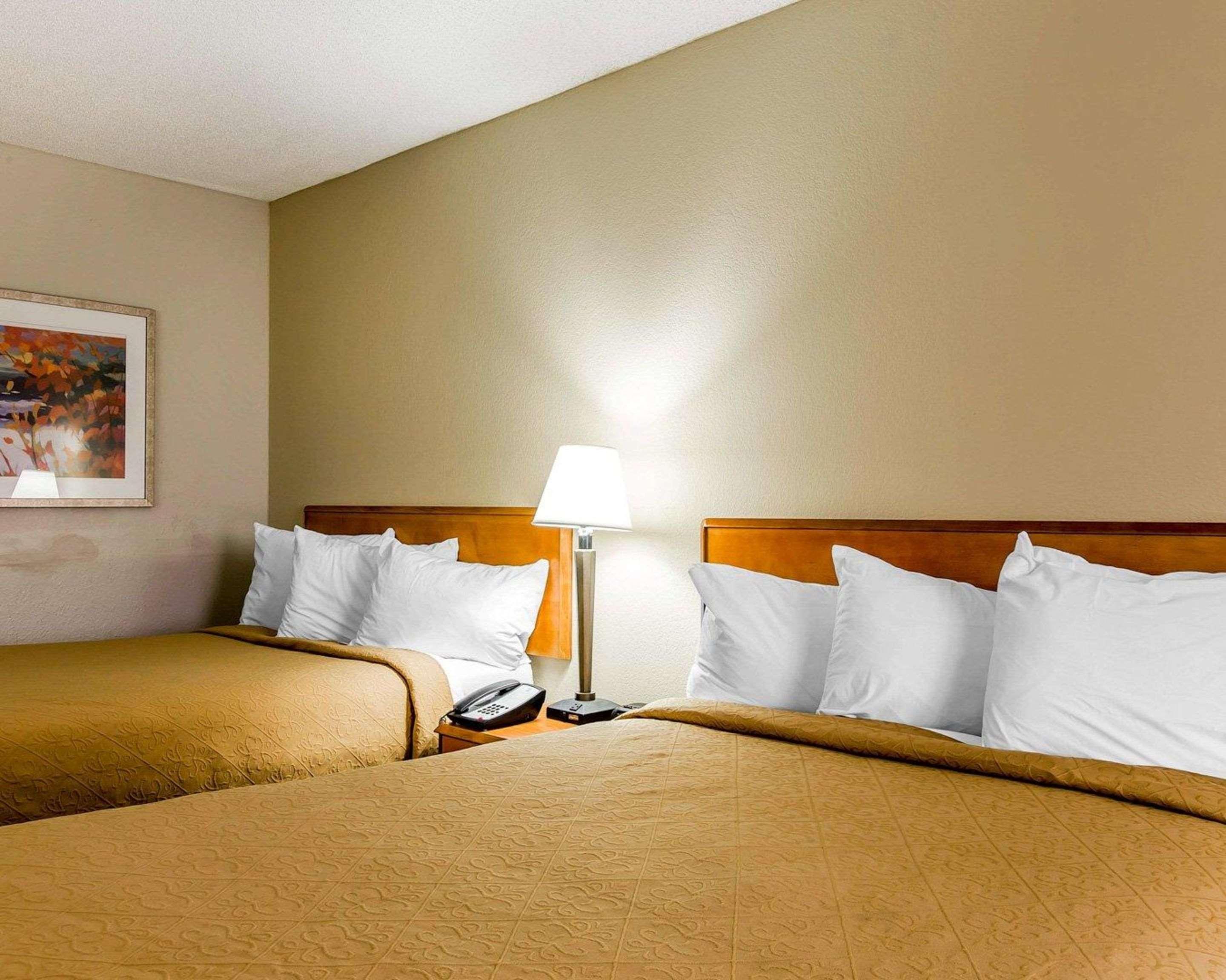 Quality Inn At The Mall - Valdosta Exterior photo